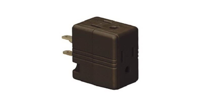 [4203774] 1482B-BOX TAP CUBE 2P 3OUTLT G