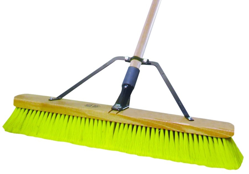 24IN INDOOR/OUTDOOR PUSHBROOM 