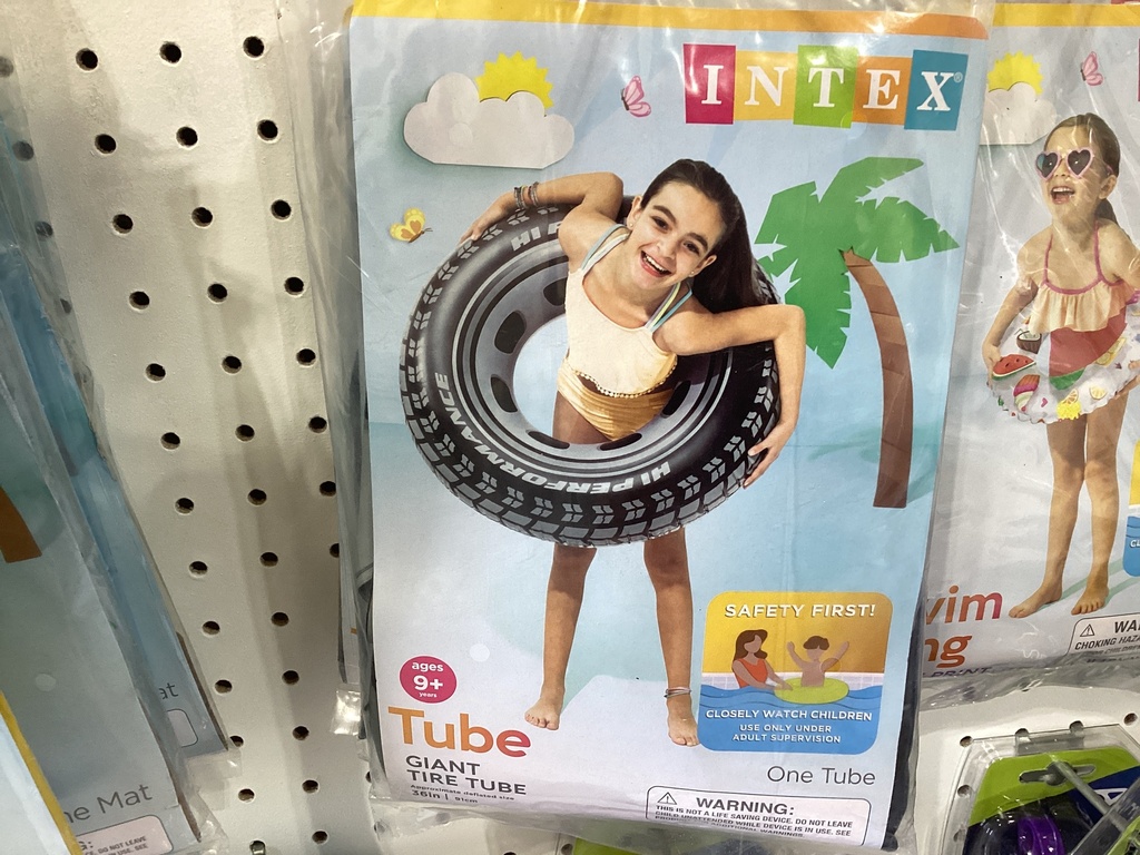 FLOAT GIANT TUBE 36 IN DIAMETR